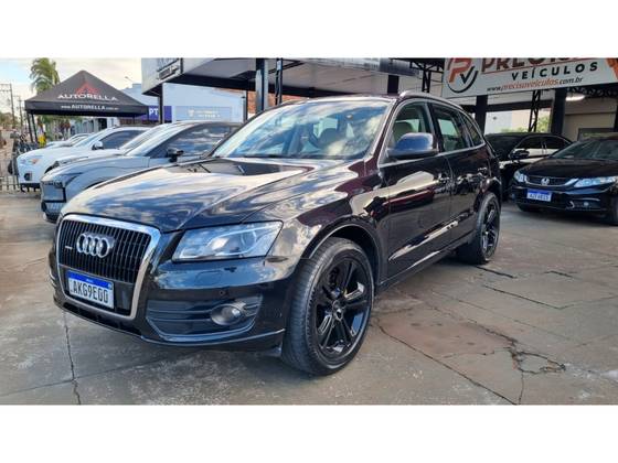 AUDI Q5 2.0 TFSI AMBIENTE 16V 211CV GASOLINA 4P AUTOMÁTICO AUDI Q5 2.0 TFSI AMBIENTE 16V 211CV GASOLINA 4P AUTOMÁTICO